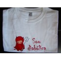 T-shirt bordada "Sou diabólica"